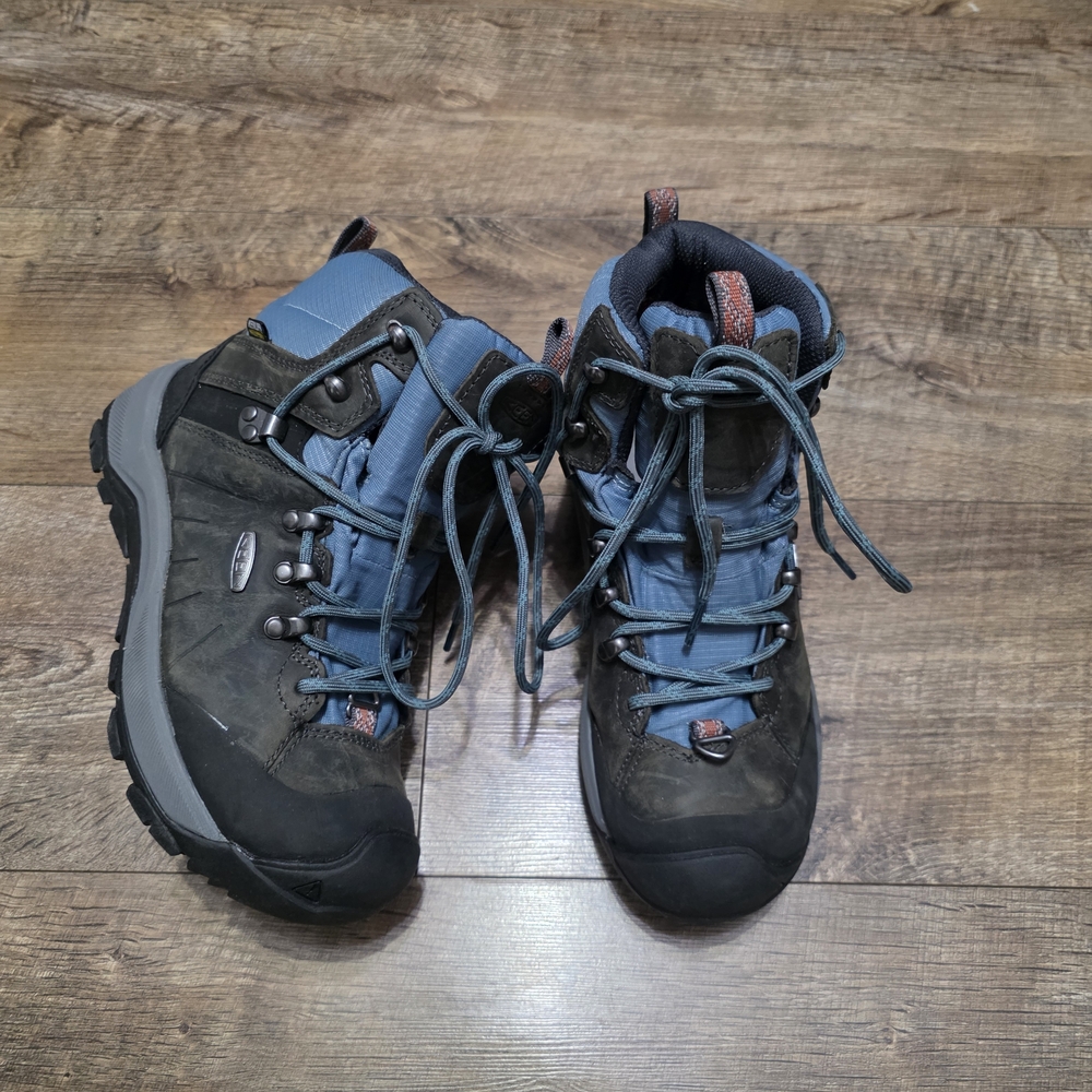 Keen DRY WP insulated Hiking Women Size 6.5  Boots